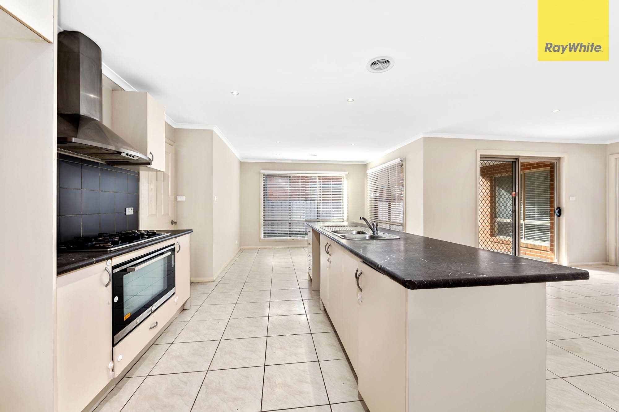 9 Warin Road, Cairnlea VIC 3023, Cairnlea - Thumbnail 3