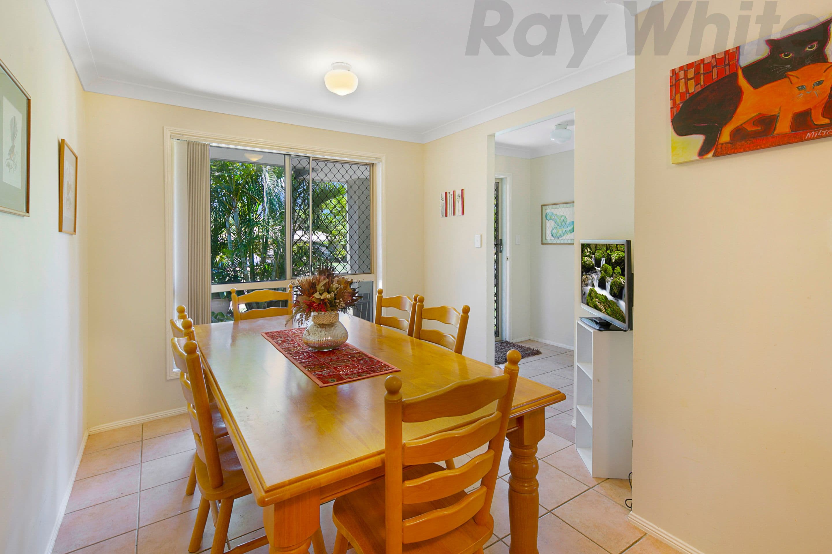 6 Links Court, Redland Bay QLD 4165, Redland Bay - Thumbnail 5