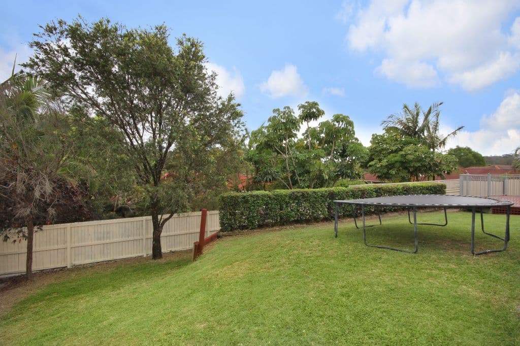 13 Lalor Court, MUDGEERABA QLD 4213, Mudgeeraba - Thumbnail 2
