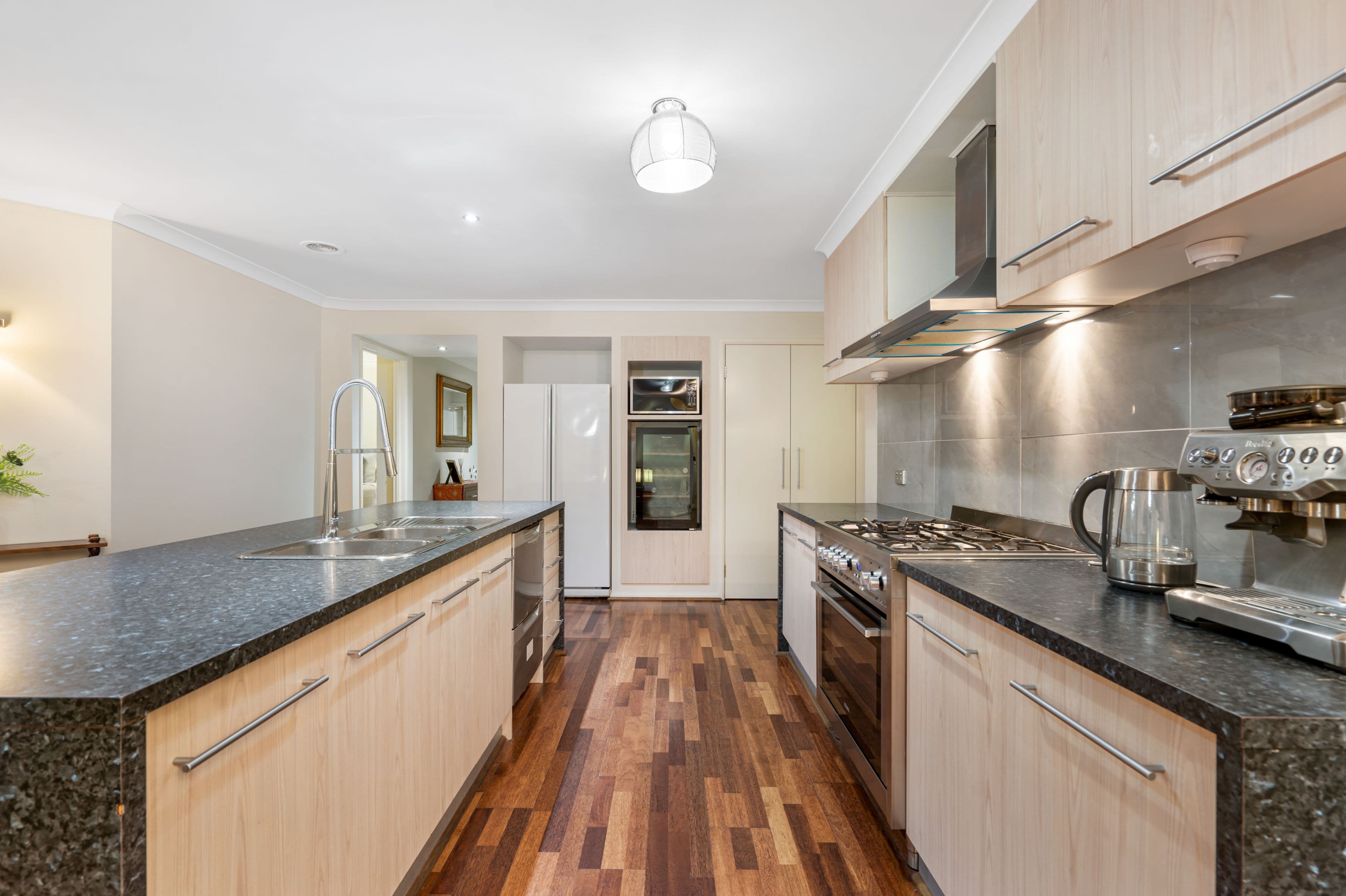 26 Dobell Crescent, Caroline Springs VIC 3023, Caroline Springs - Thumbnail 4