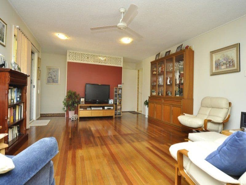 38 Nankeen Avenue, Paradise Point QLD 4216, Paradise Point - Thumbnail 3