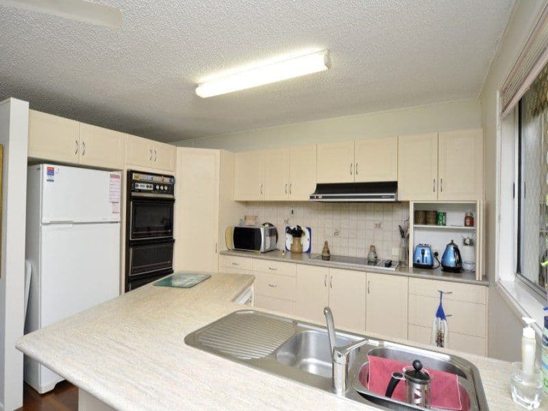 38 Nankeen Avenue, Paradise Point QLD 4216, Paradise Point - Thumbnail 4