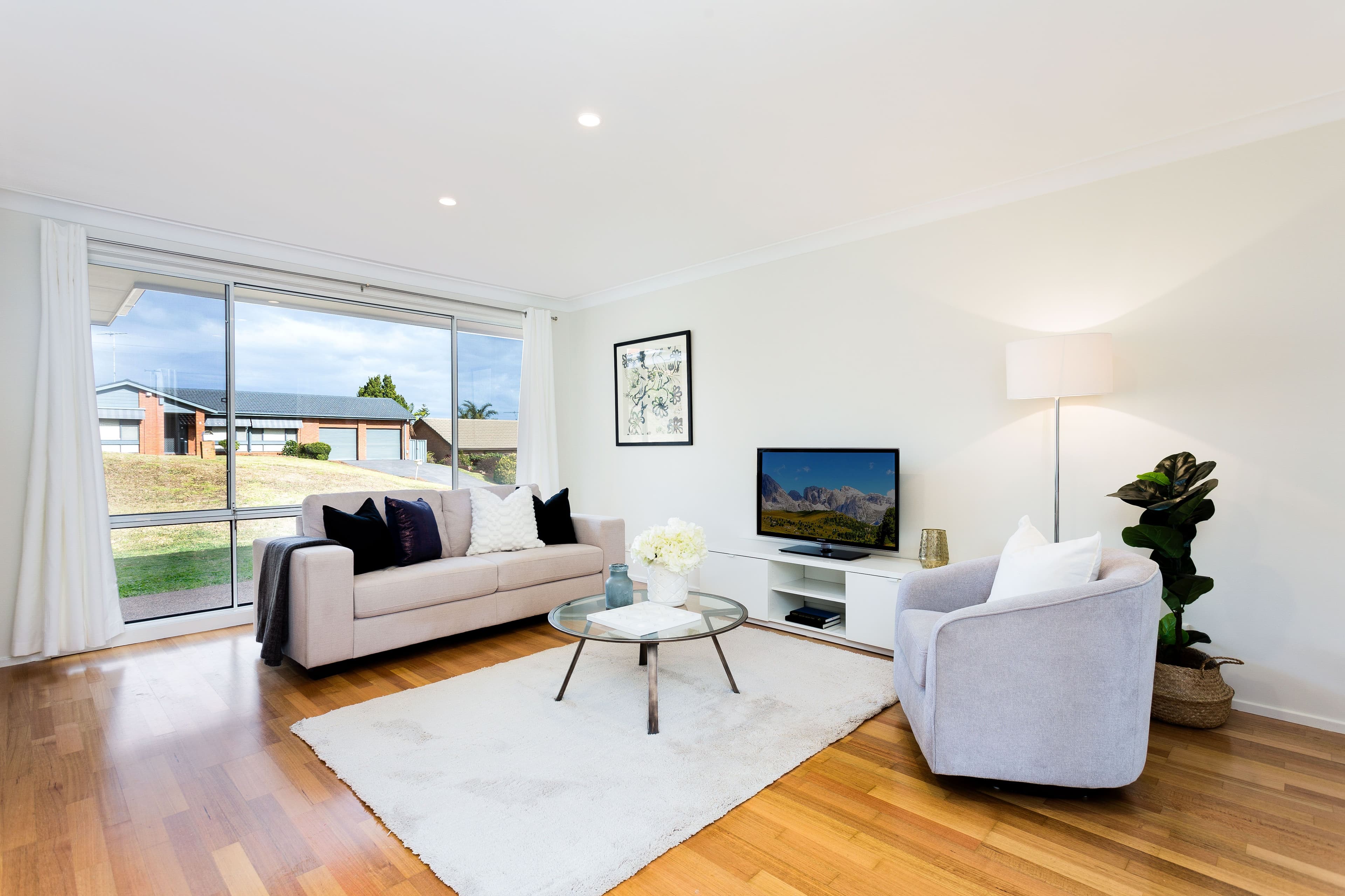 12 Kelly Close, Baulkham Hills - Thumbnail 2