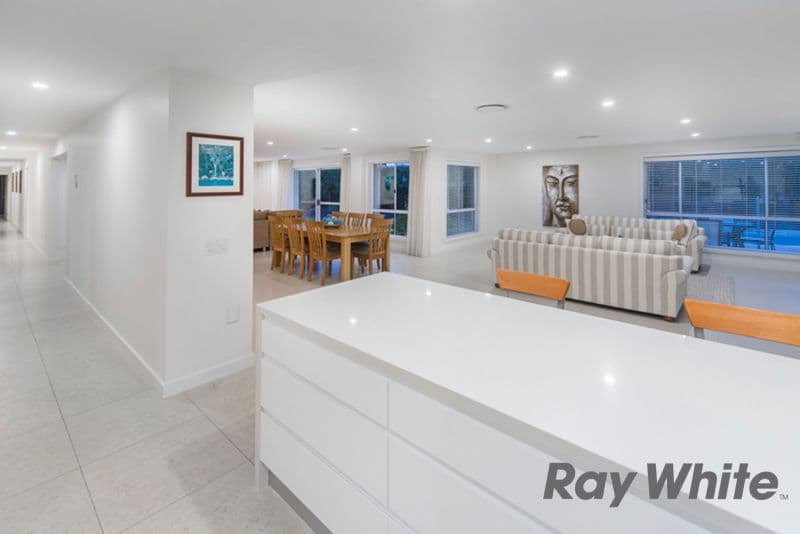 5821 Coveside Lane, Sanctuary Cove QLD 4212, Sanctuary Cove - Thumbnail 6