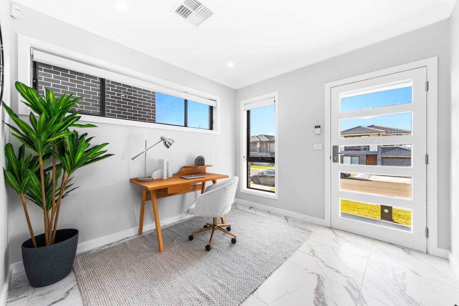 17 Pridham Avenue, Box Hill NSW 2765, Box Hill - Thumbnail 2