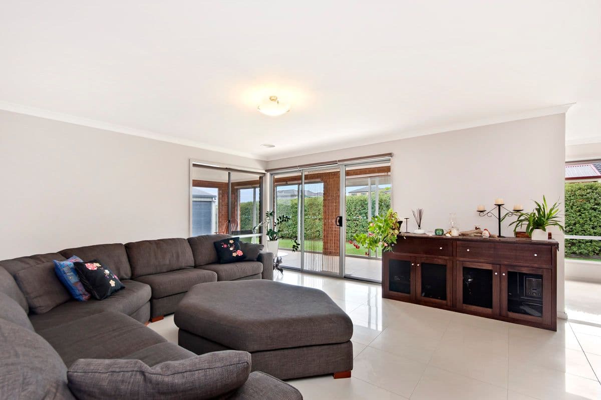 2 Iolite Lane, Australind WA 6233, Australind - Thumbnail 2