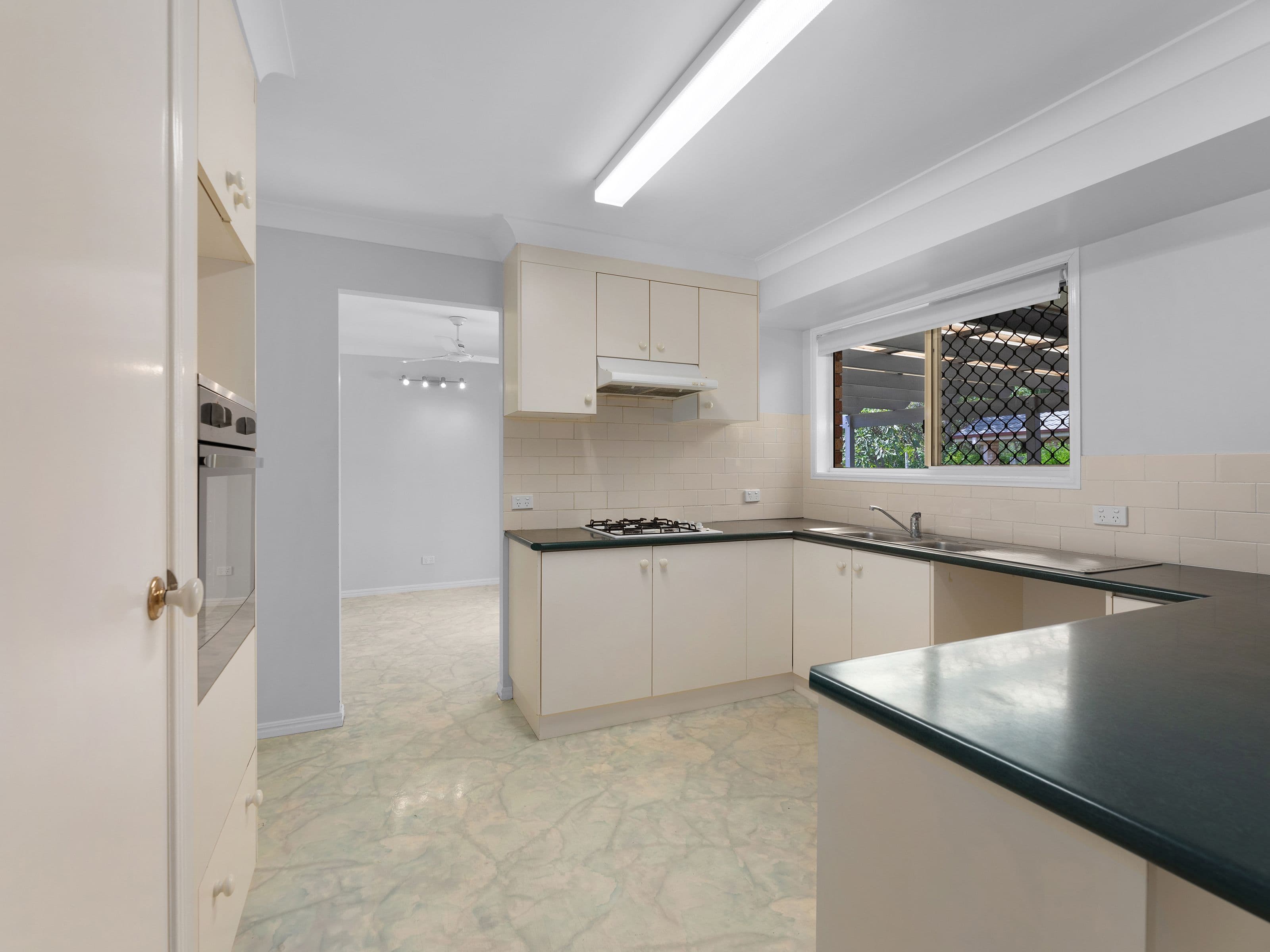 28 Willowtree Drive, Flinders View QLD 4305, Flinders View - Thumbnail 5