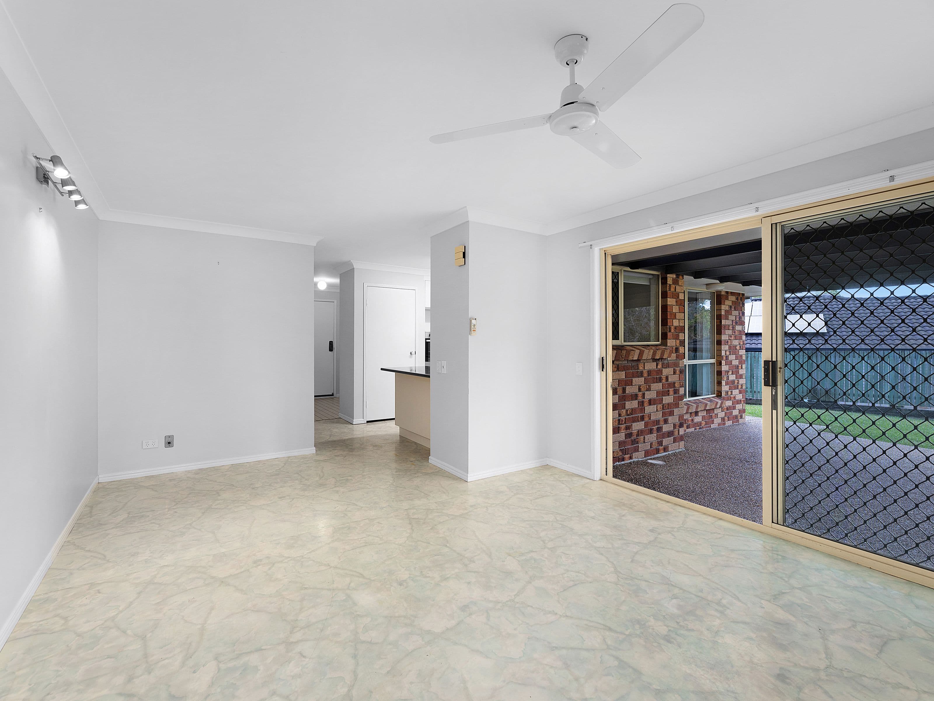 28 Willowtree Drive, Flinders View QLD 4305, Flinders View - Thumbnail 6