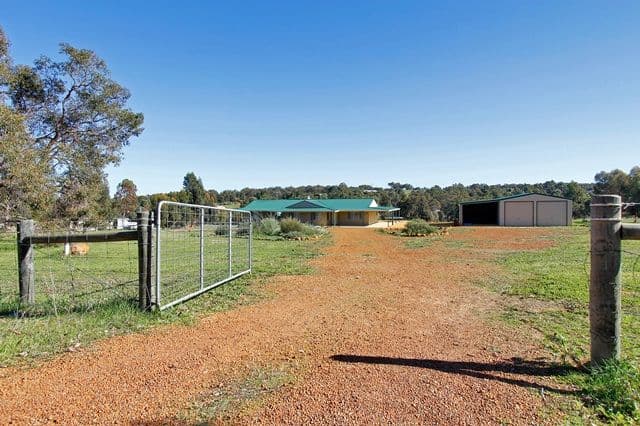 137 Limousin Way, LOWER CHITTERING WA 6084, Lower Chittering - Image 1