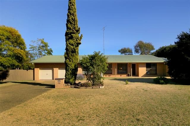 14 Fergusons Road, WESTBROOK QLD 4350, Westbrook - Image 1