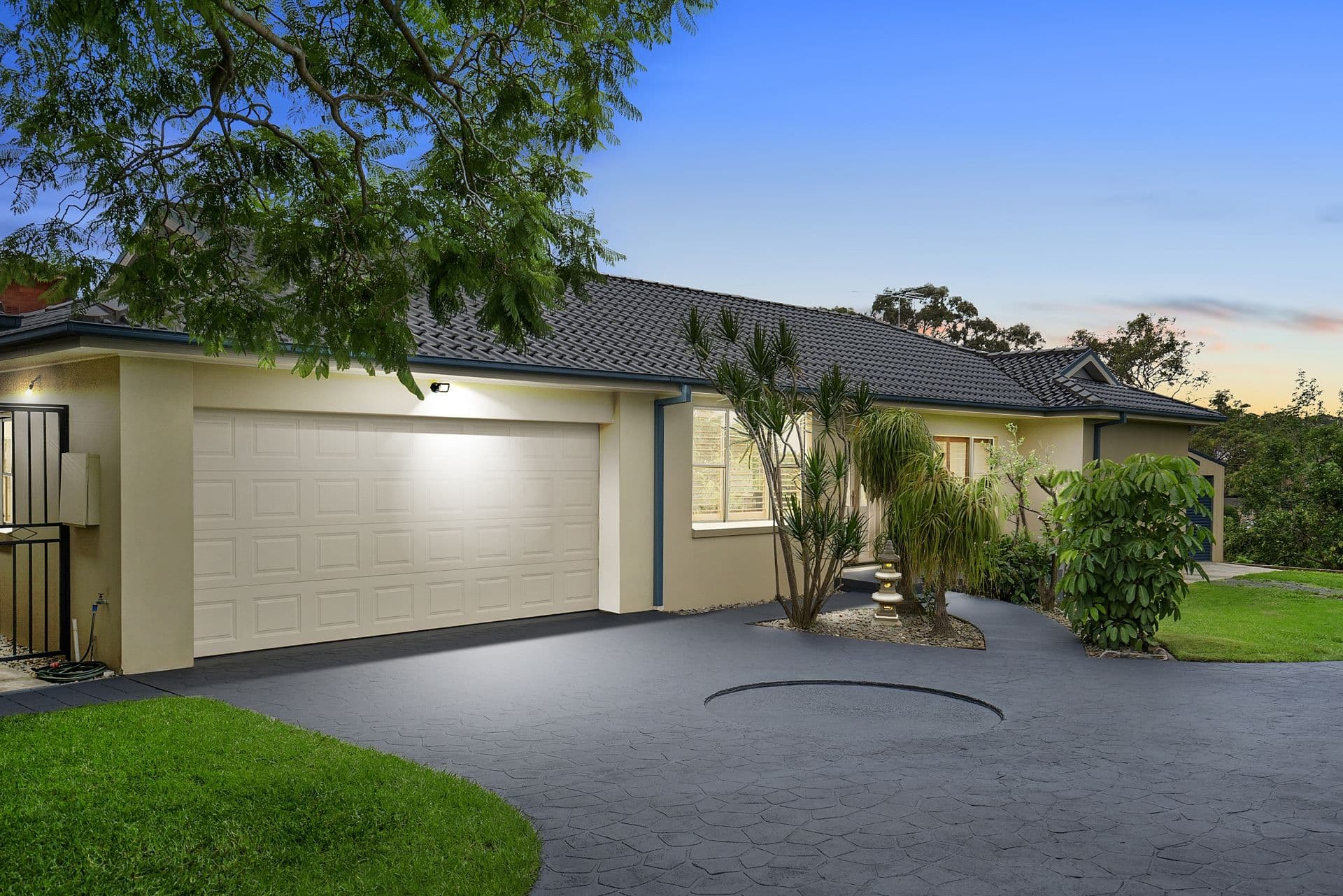 621 Warringah Road, Forestville - Image 1