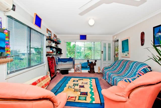 119 Bamboo Avenue, BENOWA QLD 4217, Benowa - Thumbnail 2