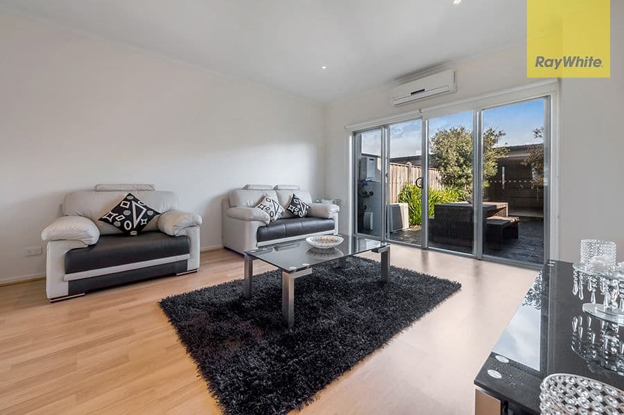9 Alexander Circuit, Craigieburn VIC 3064, Craigieburn - Thumbnail 4