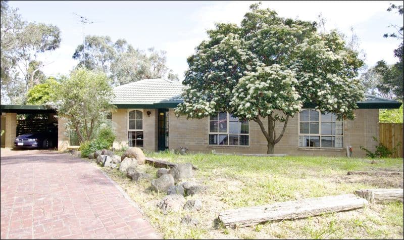 4 Mari Close, GREENSBOROUGH VIC 3088, Greensborough - Image 1