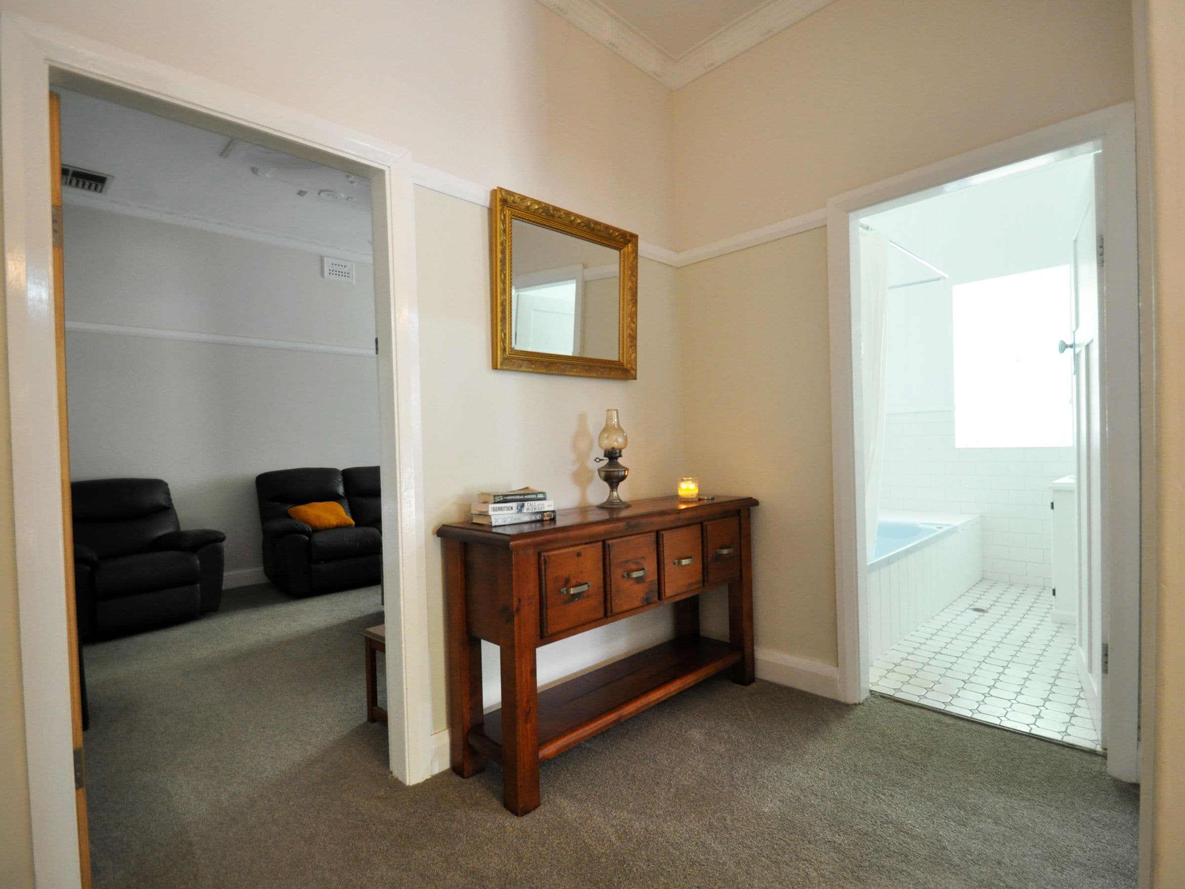 19 Regent Street, Junee NSW 2663, Junee - Thumbnail 5
