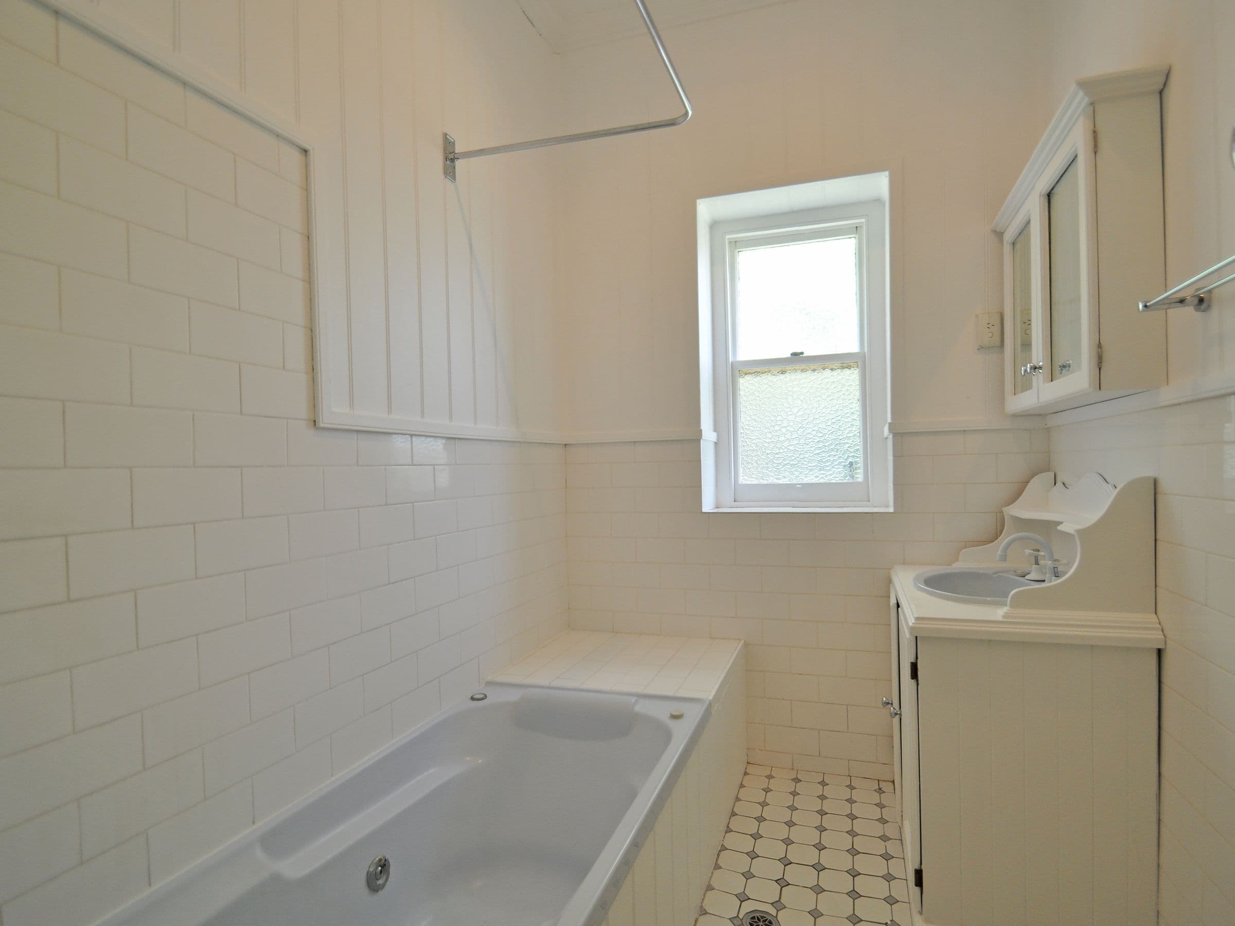 19 Regent Street, Junee NSW 2663, Junee - Thumbnail 7