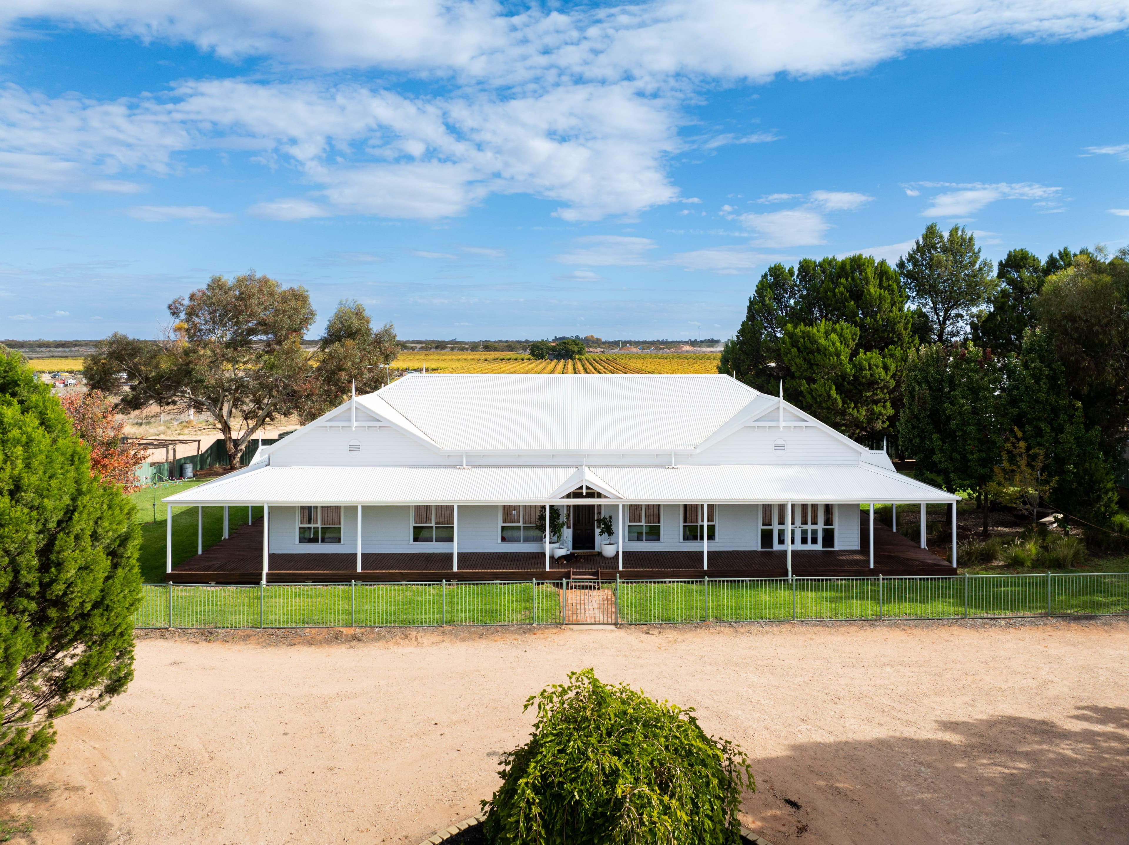 333 Nineteenth Street, Irymple VIC 3498, Irymple - Thumbnail 2