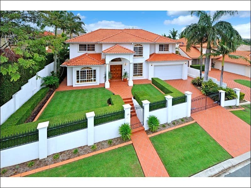 39 Coneyhurst Crescent, CARINDALE QLD 4152, Carindale - Image 1