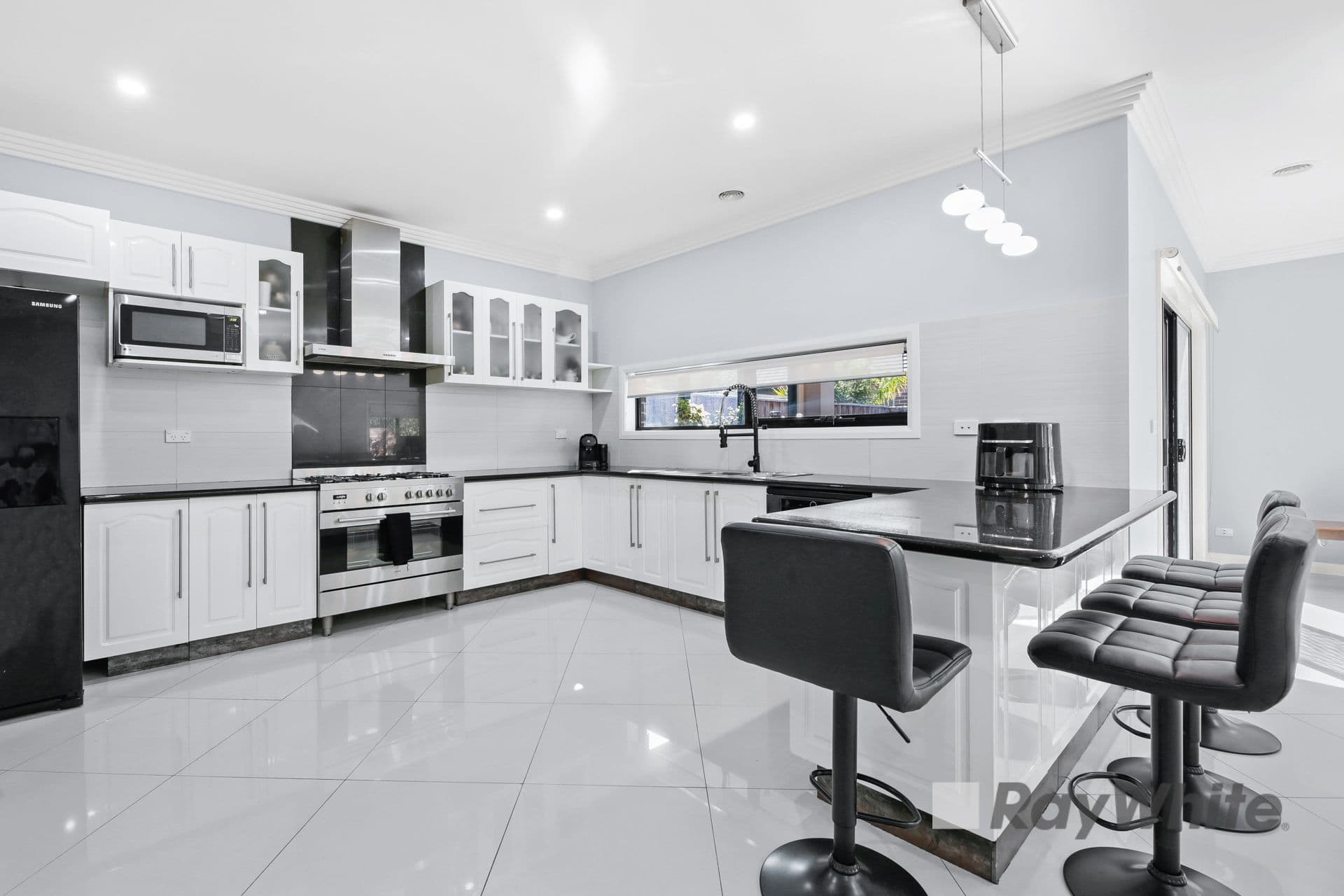 12 Dedina Walk, Dandenong VIC 3175, Dandenong - Thumbnail 3