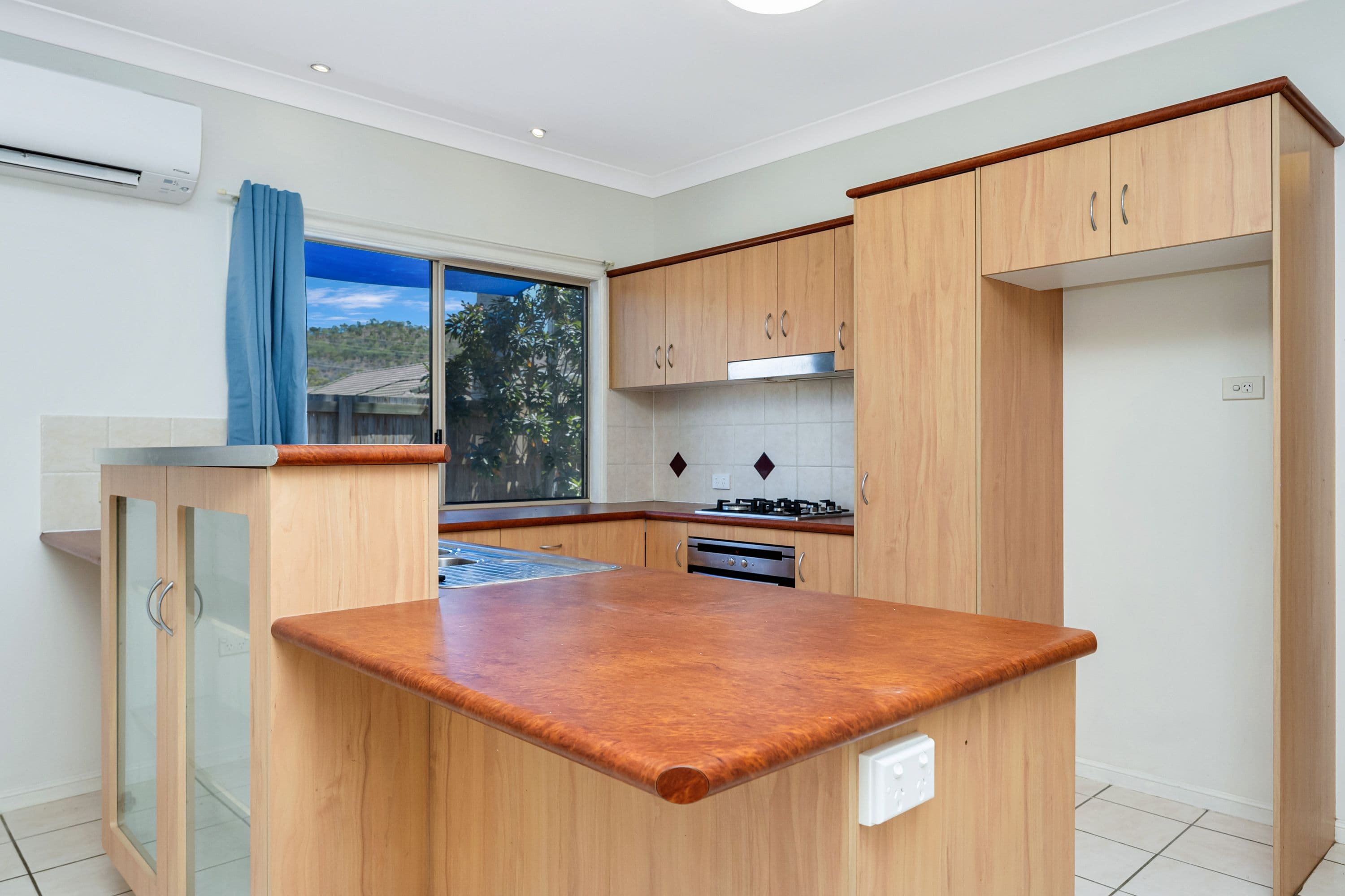 35 Southern Cross Circuit, Douglas QLD 4814, Douglas - Thumbnail 3