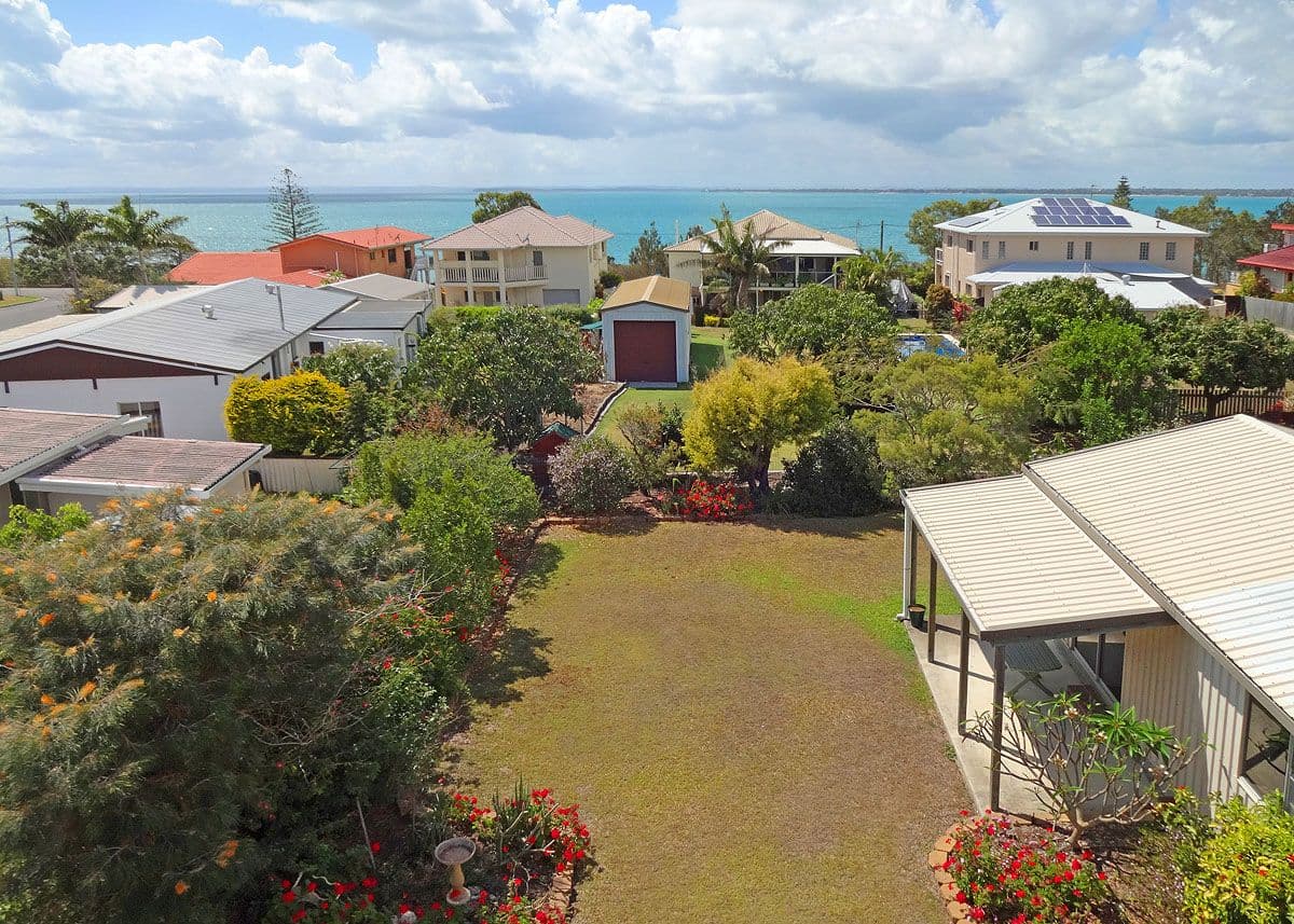 11 Bell Street, Point Vernon QLD 4655, Point Vernon - Thumbnail 2