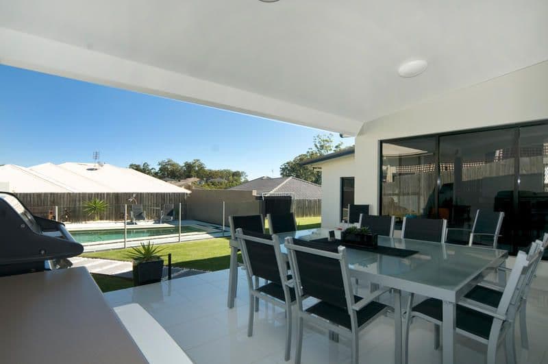 6 Pine Ridge Place, LITTLE MOUNTAIN QLD 4551, Little Mountain - Thumbnail 5