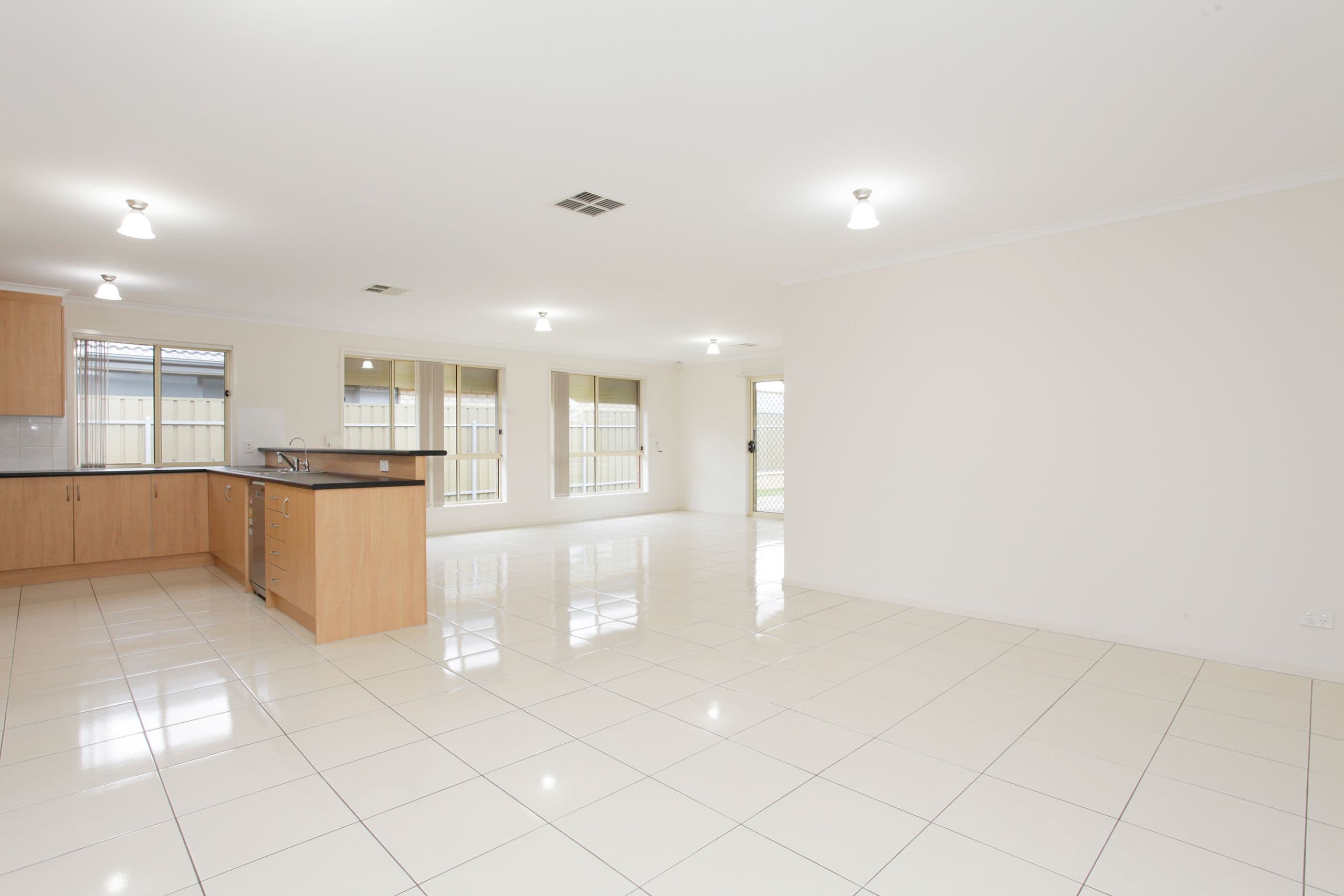 14 Oxford Drive, Andrews Farm SA 5114, Andrews Farm - Thumbnail 4