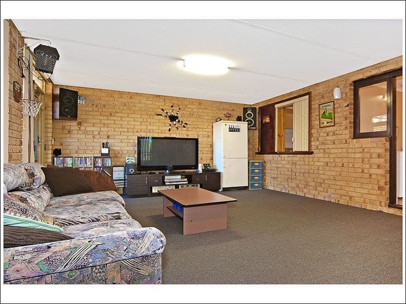 4a Gossamer Avenue, MIRRABOOKA WA 6061, Mirrabooka - Thumbnail 8