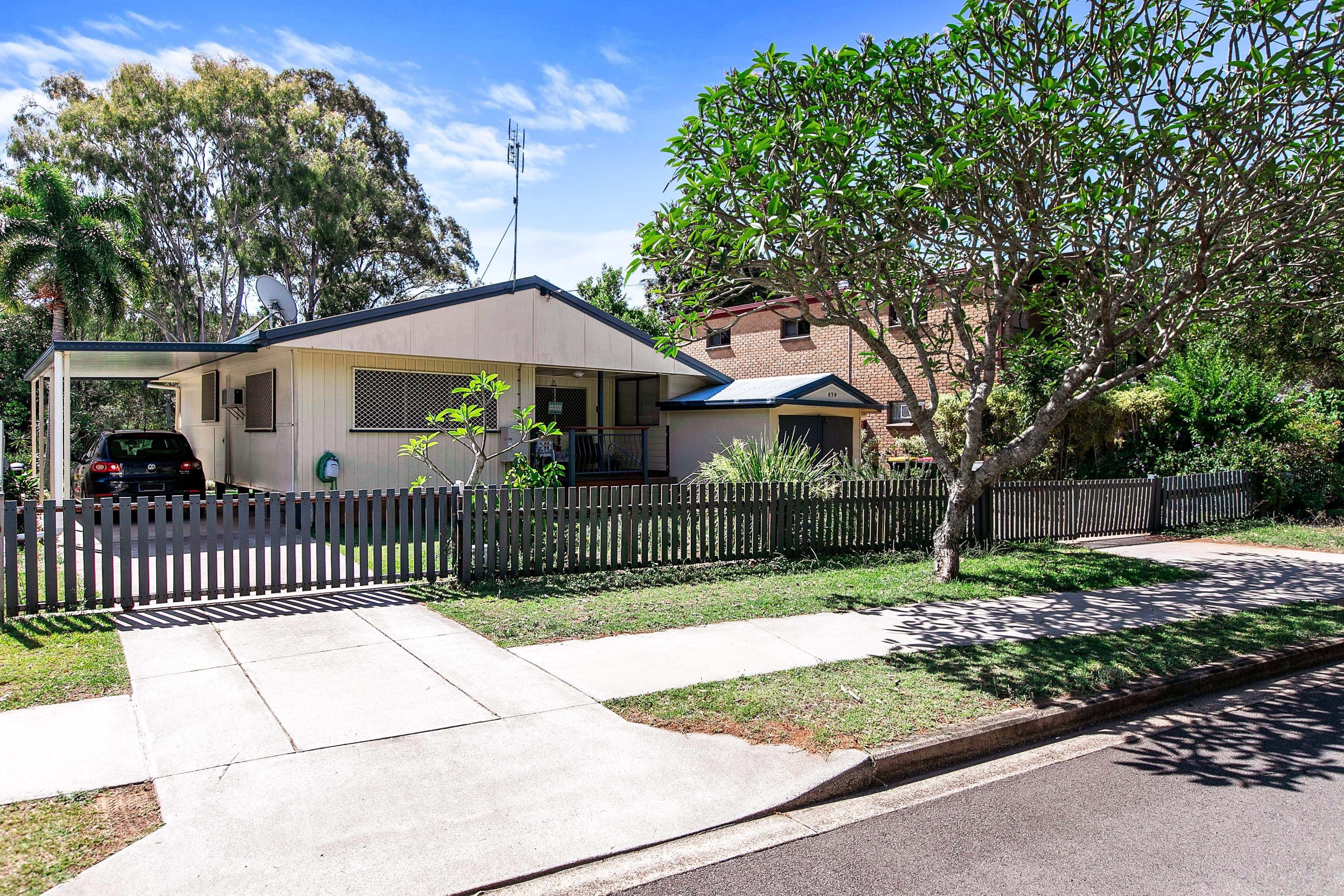 659 Esplanade, Urangan QLD 4655, Urangan - Thumbnail 2