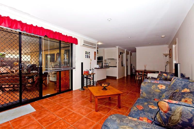4 Torbay Street, REDLAND BAY QLD 4165, Redland Bay - Thumbnail 5