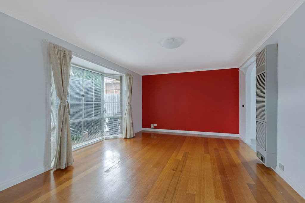 62 Golf Links Drive, MILL PARK VIC 3082, Mill Park - Thumbnail 3