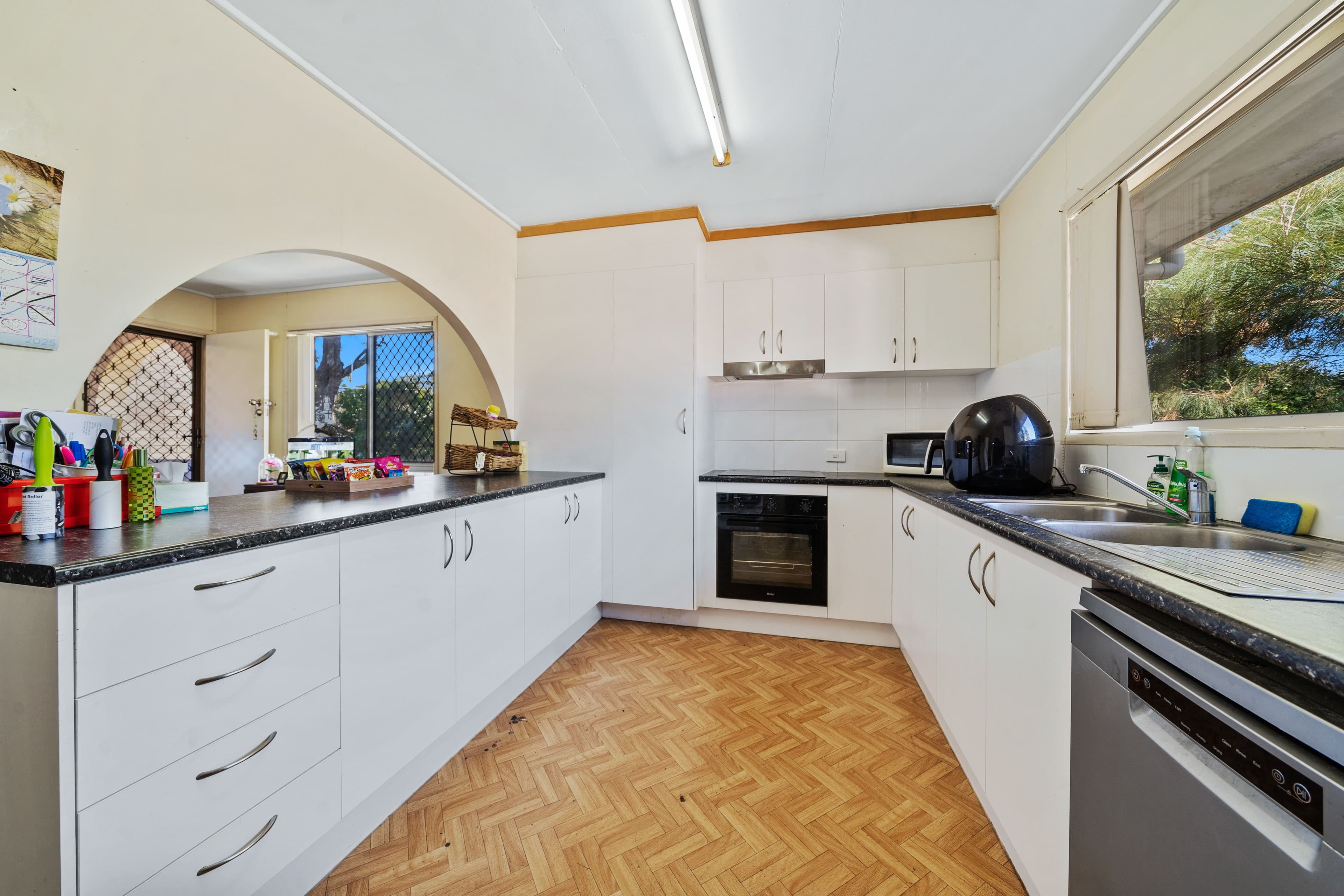 23 Hughes Street, Eagleby QLD 4207, Eagleby - Thumbnail 4
