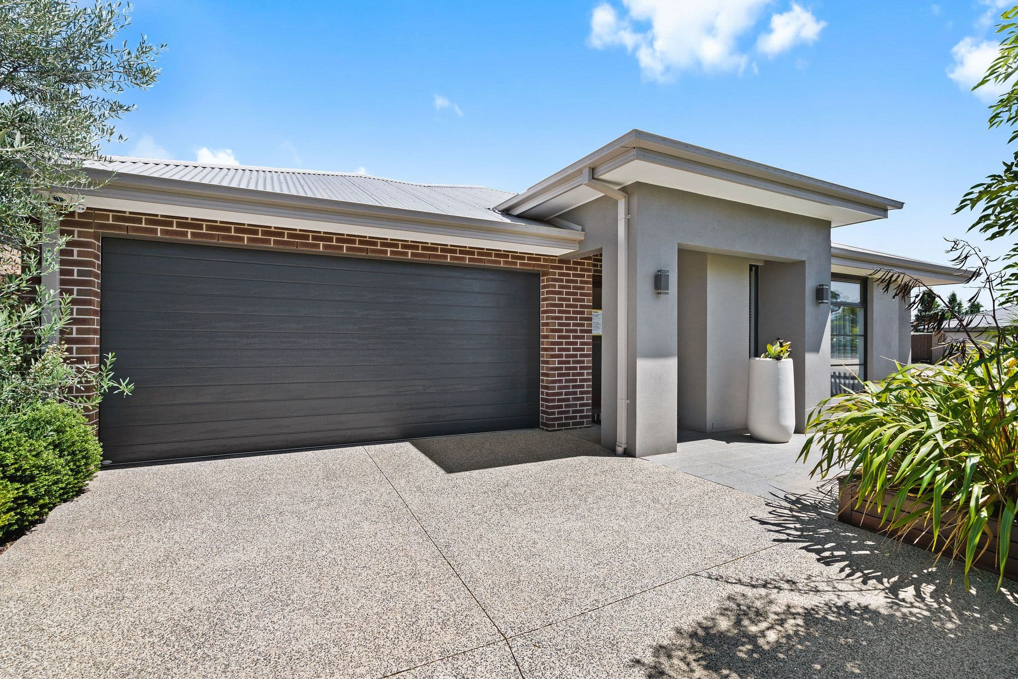 27 Manzeene Avenue, Lara VIC 3212, Lara - Image 1