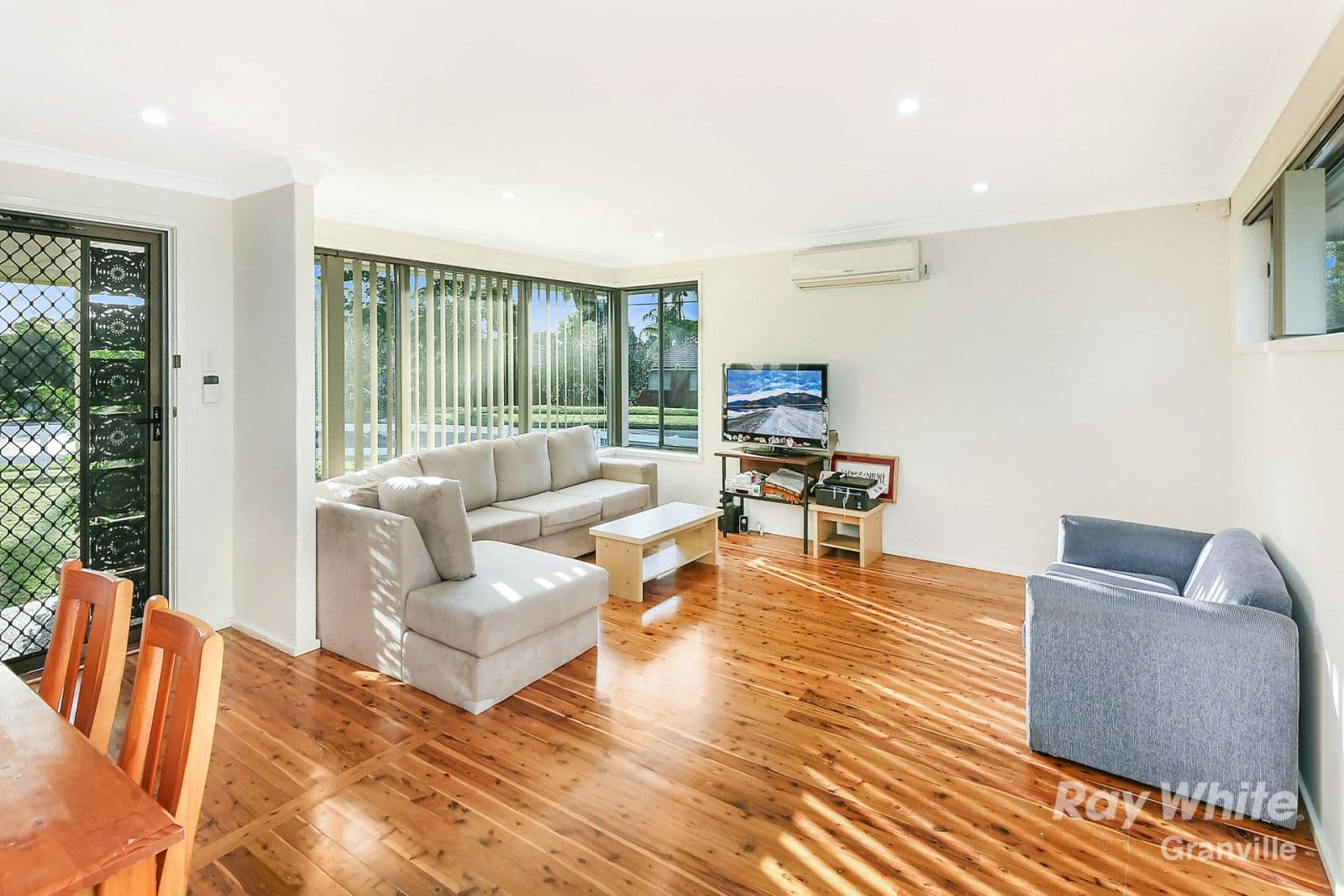 5 Nevis Crescent, Seven Hills - Thumbnail 4