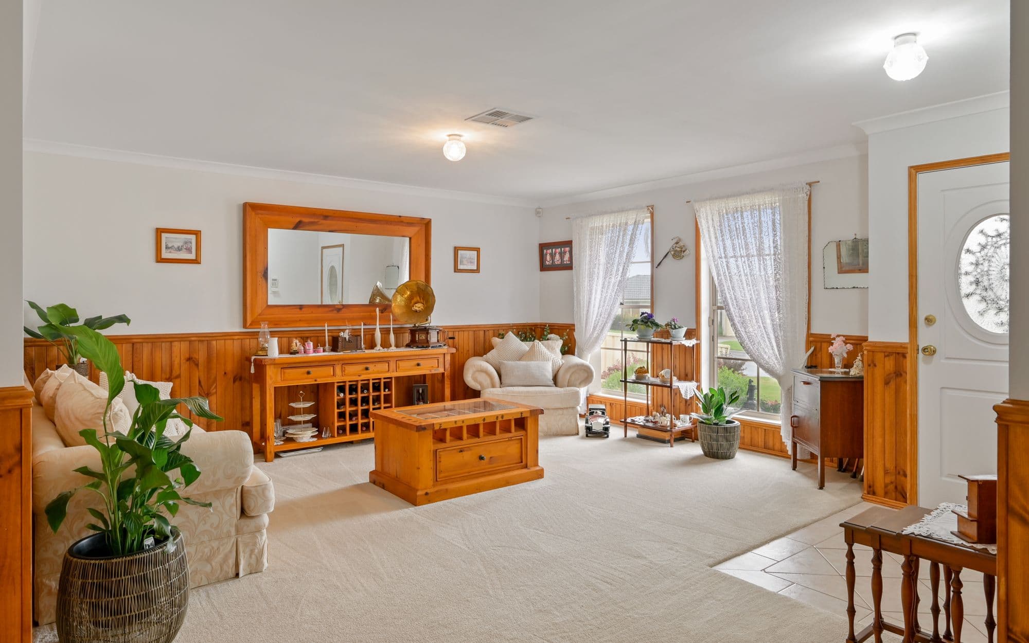 38 Archibald Crescent, Rosemeadow NSW 2560, Rosemeadow - Thumbnail 3