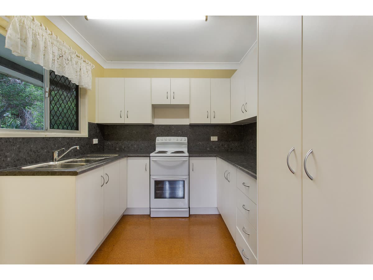 330 Bloxsom Street, KOONGAL QLD, Koongal - Thumbnail 3
