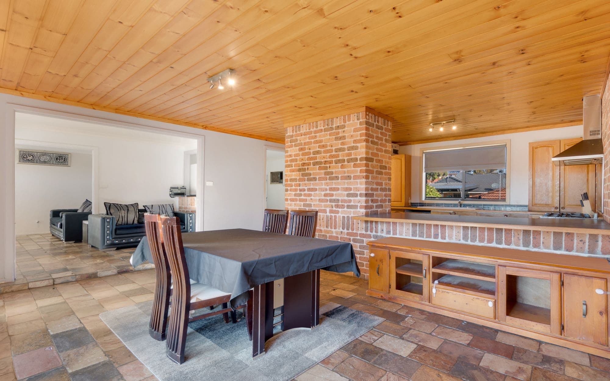 14 Jessica Place, Rosemeadow NSW 2560, Rosemeadow - Thumbnail 4