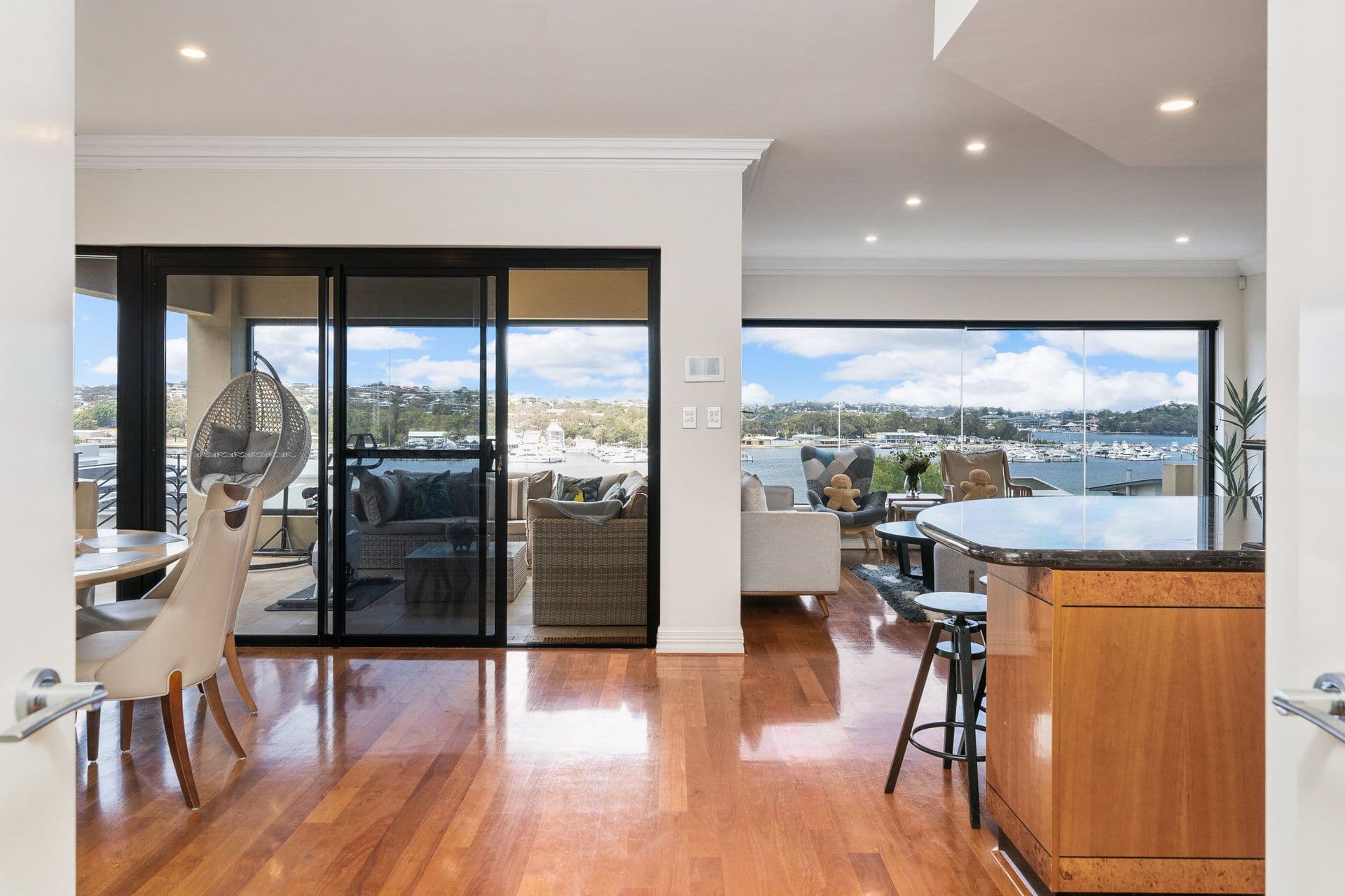 10 Helpman Close, Mosman Park WA 6012, Mosman Park - Thumbnail 5