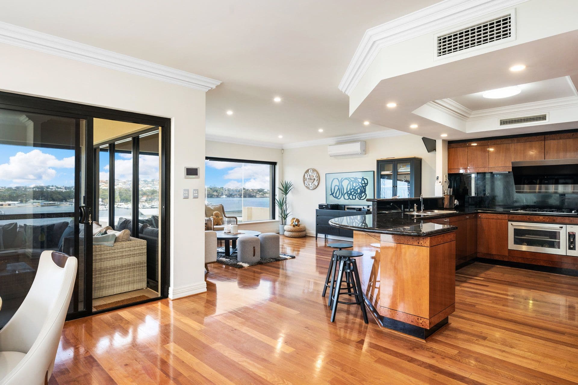 10 Helpman Close, Mosman Park WA 6012, Mosman Park - Thumbnail 6