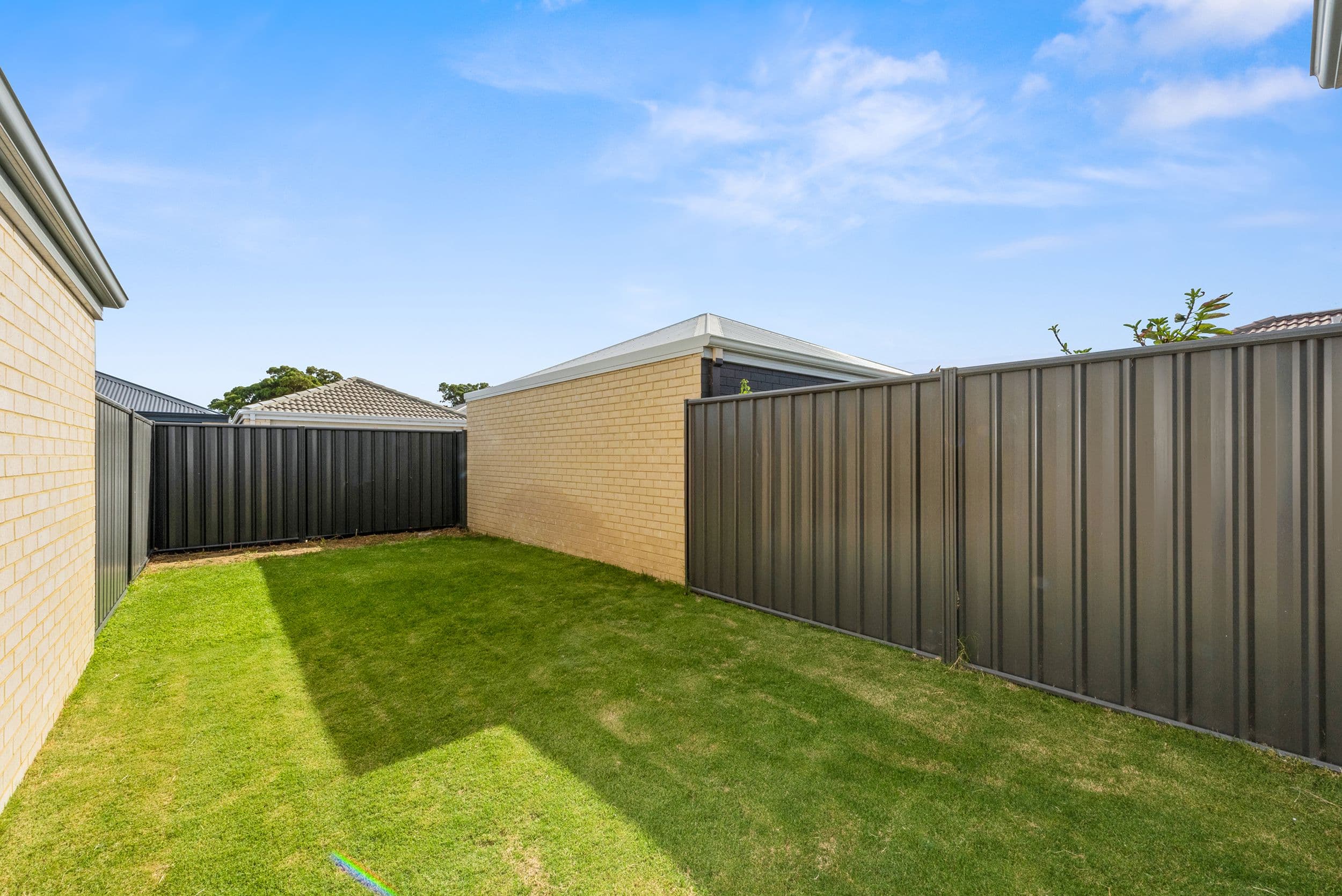 233 Lake Valley Drive, Lakelands WA 6180, Lakelands - Thumbnail 4