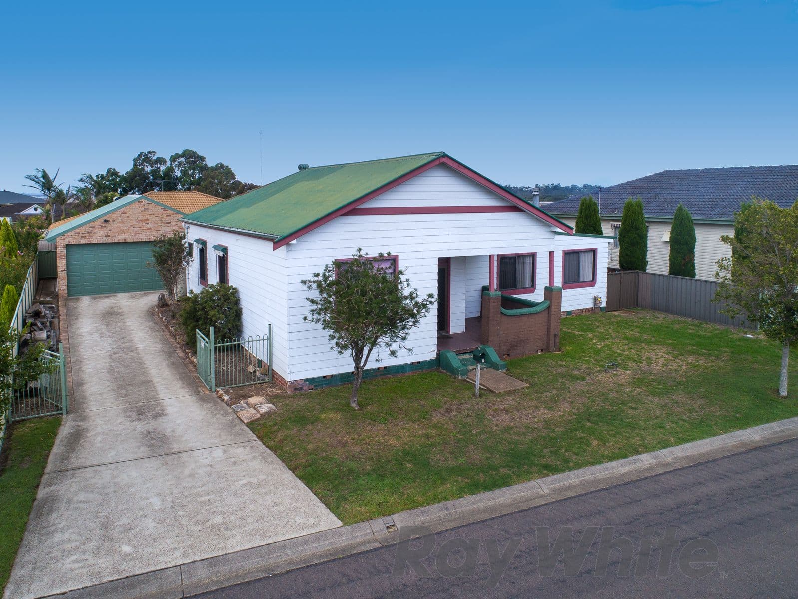 7 Bowerbird Street, Maryland - Image 1