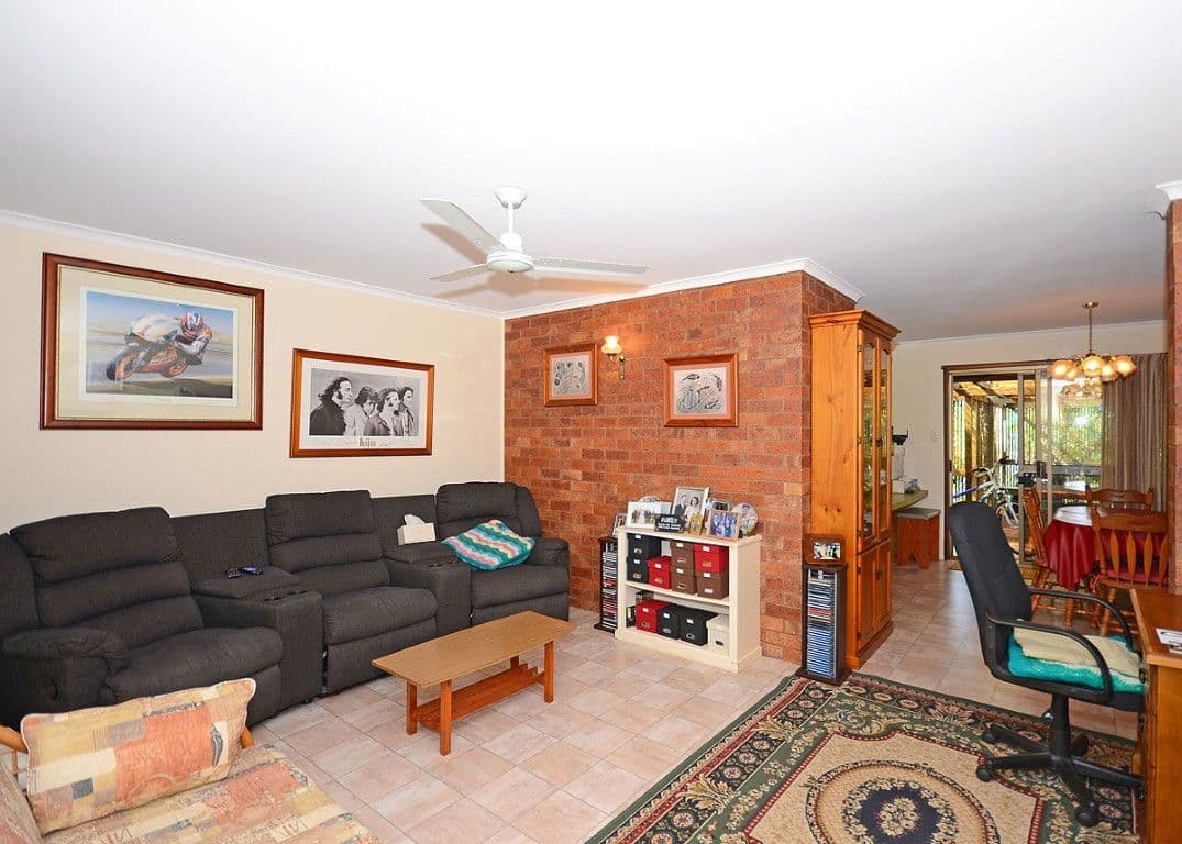 48 Dover Street, PIALBA QLD 4655, Pialba - Thumbnail 2