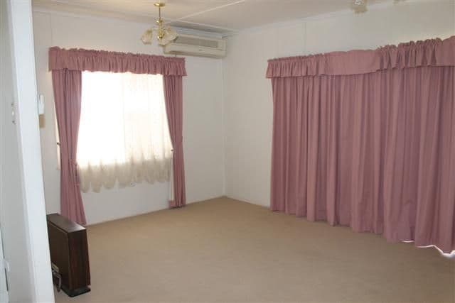 19 Loam Street, DALBY QLD 4405, Dalby - Thumbnail 2
