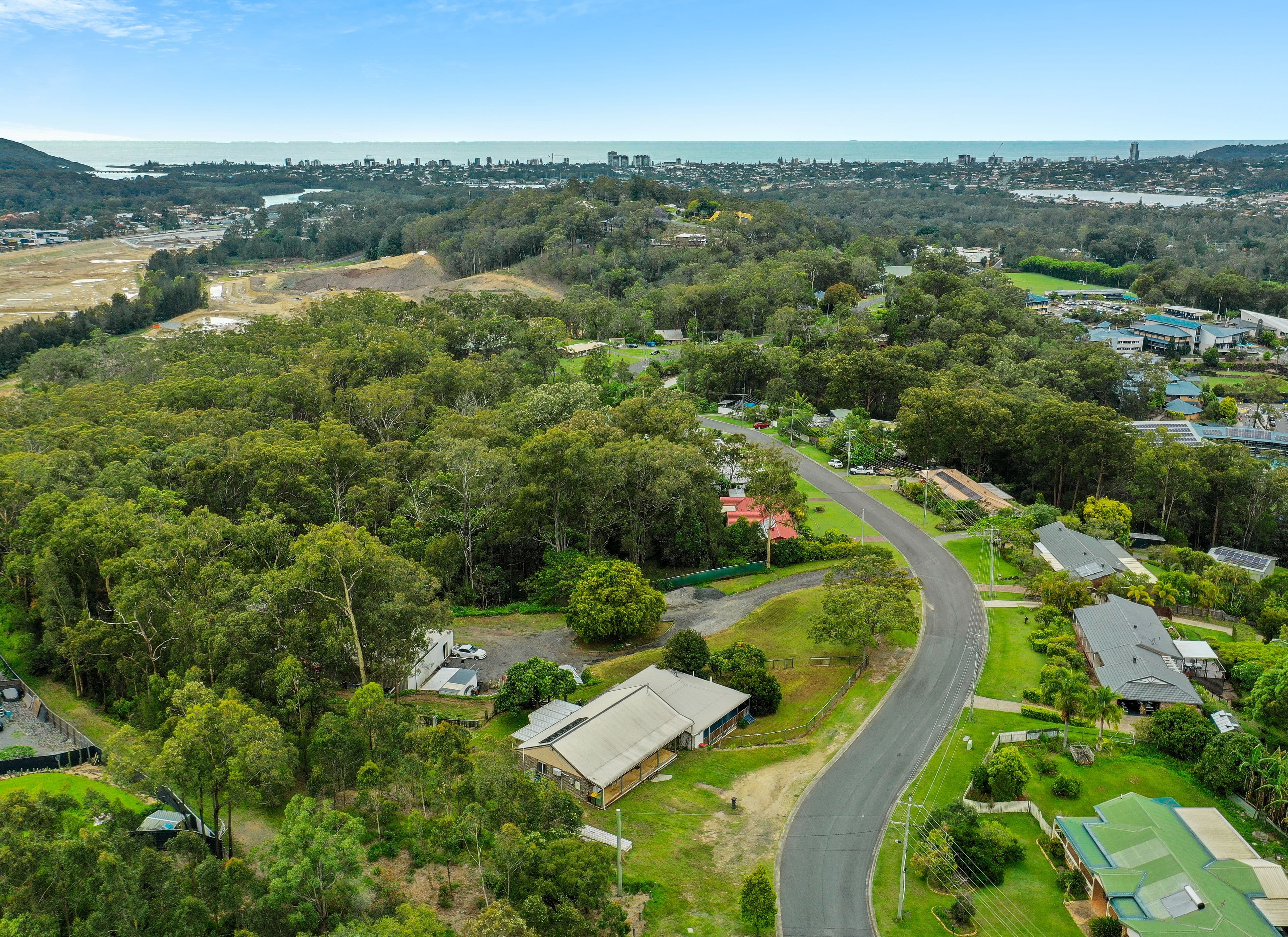 18 Fenton Drive, Tallebudgera QLD 4228, Tallebudgera - Thumbnail 2