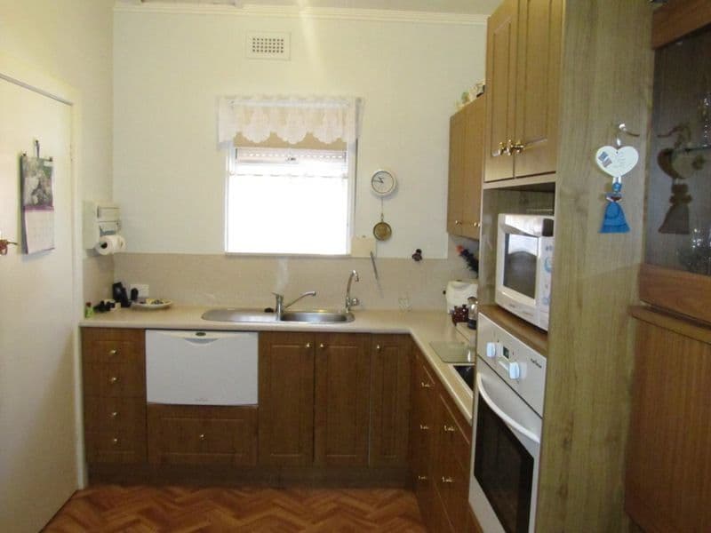 41 First Street, GAWLER SOUTH SA 5118, Gawler South - Thumbnail 2
