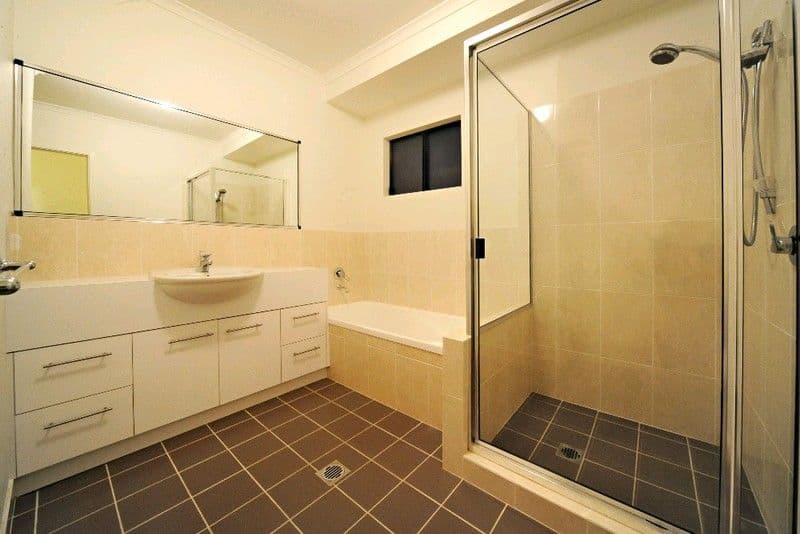 77 Abell Road, CANNONVALE QLD 4802, Cannonvale - Thumbnail 3