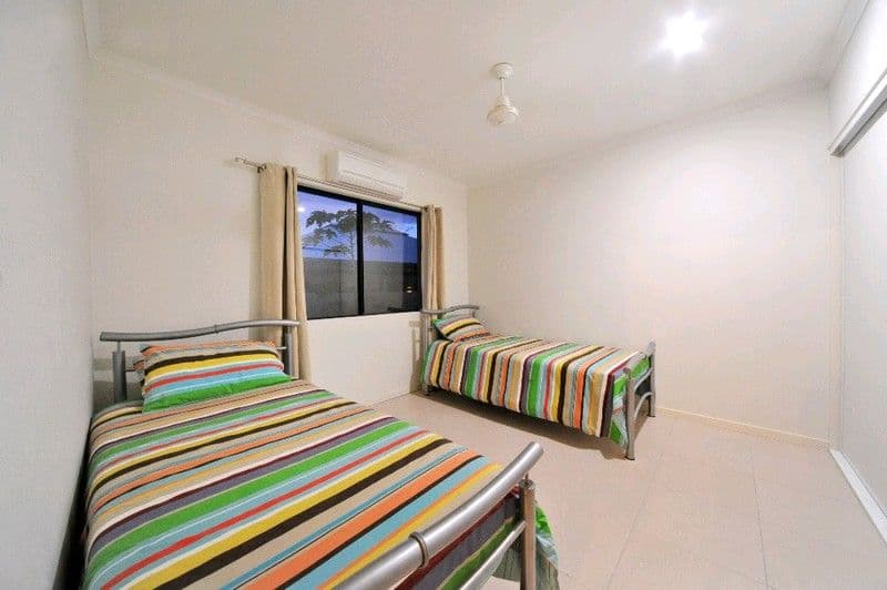 77 Abell Road, CANNONVALE QLD 4802, Cannonvale - Thumbnail 5