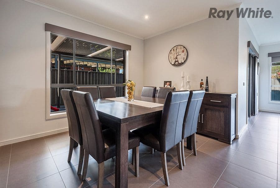 2 Gill Place, Caroline Springs VIC 3023, Caroline Springs - Thumbnail 4