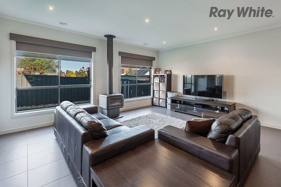 2 Gill Place, Caroline Springs VIC 3023, Caroline Springs - Thumbnail 5