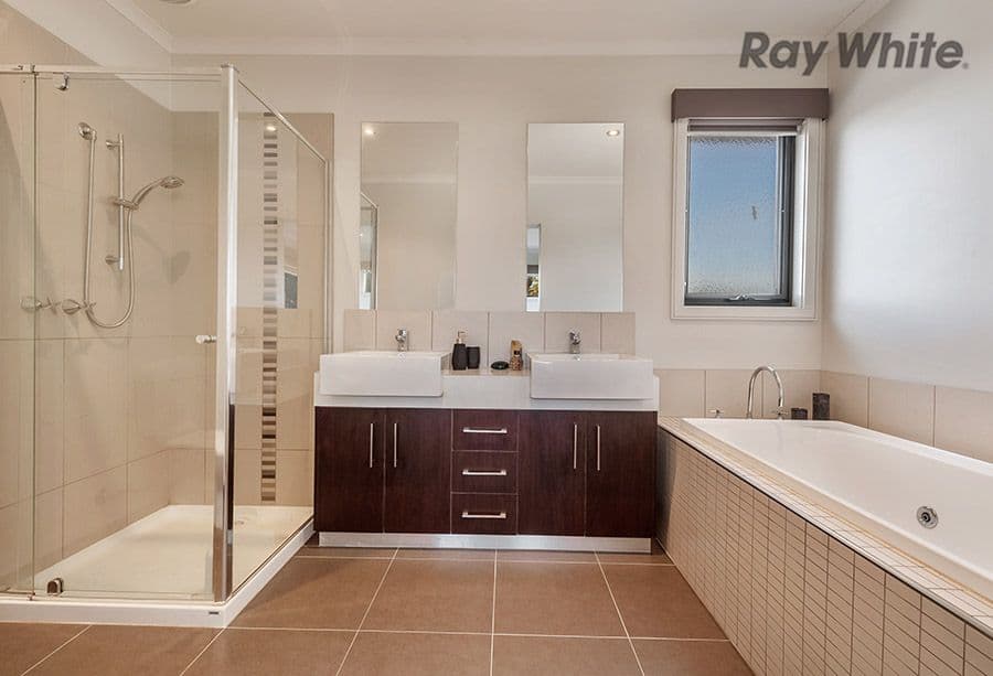 2 Gill Place, Caroline Springs VIC 3023, Caroline Springs - Thumbnail 7